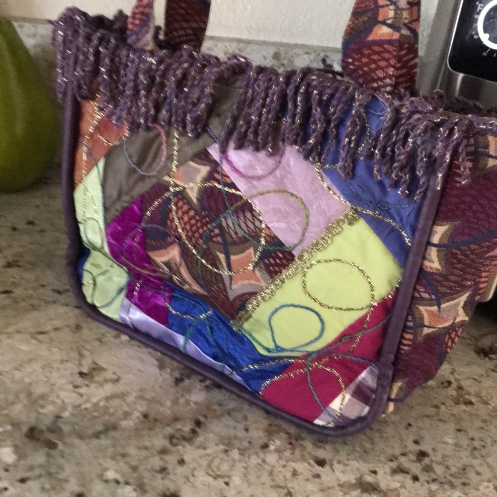 Patchwork Beaded Fringe Tote Bag - Multicolor. - Picture 11 of 11